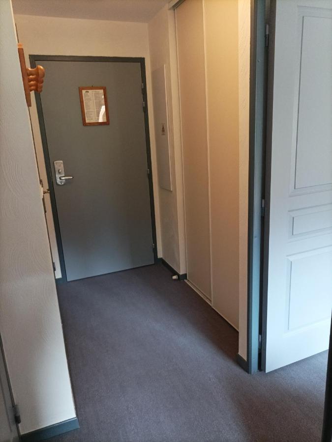 Les Alpages 4 Etoiles - 4 Personnes - Piscine, Hammam, Sauna, Jacuzzi - Valcenis 73480 Apartamento *