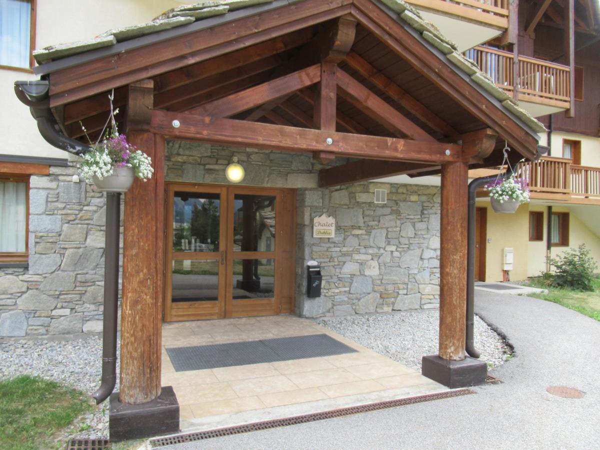 Les Alpages: Alpine Retreat With Pool & Wellness