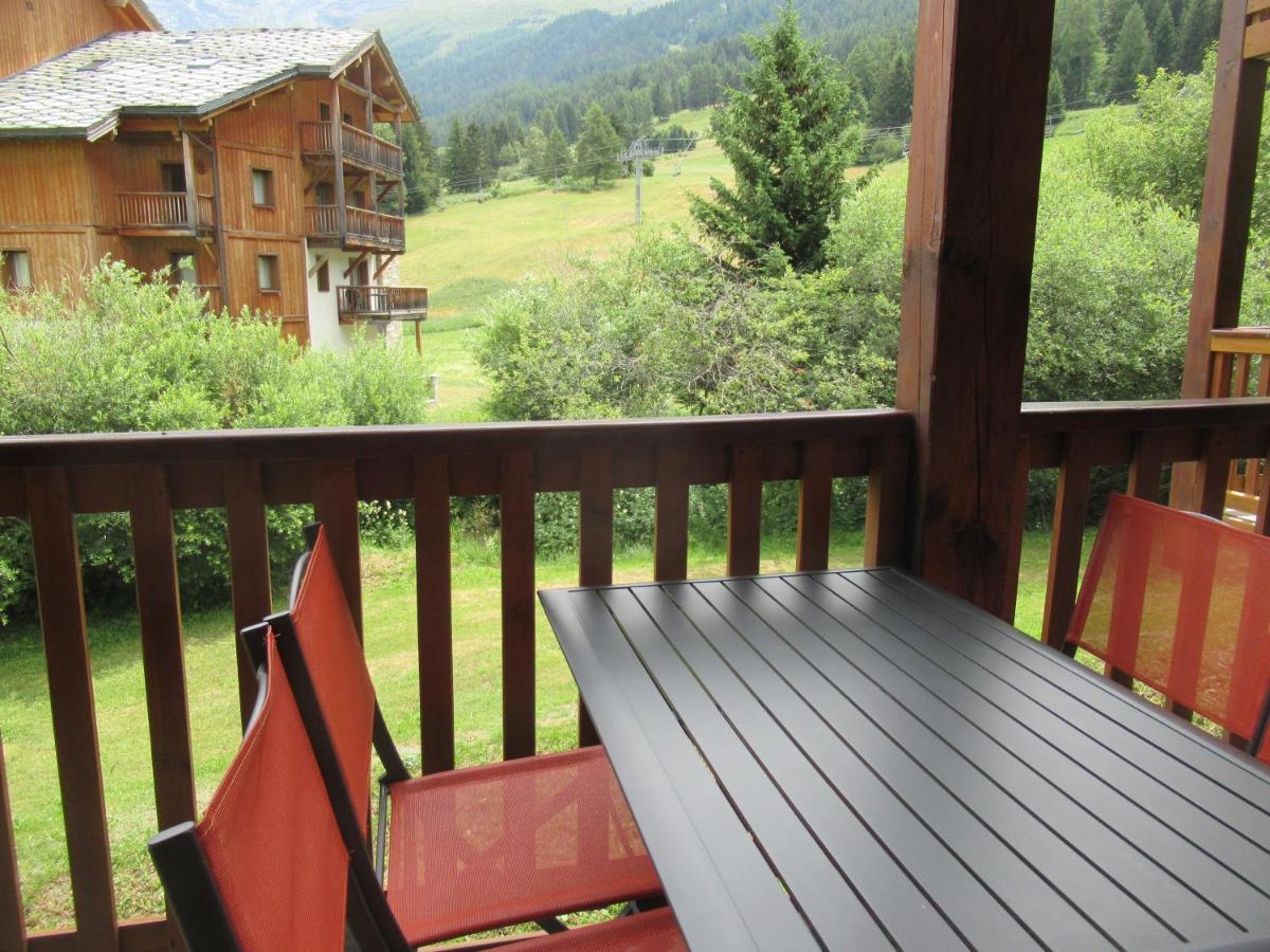 Apartment Les Alpages: Alpine Retreat With Pool & Wellness