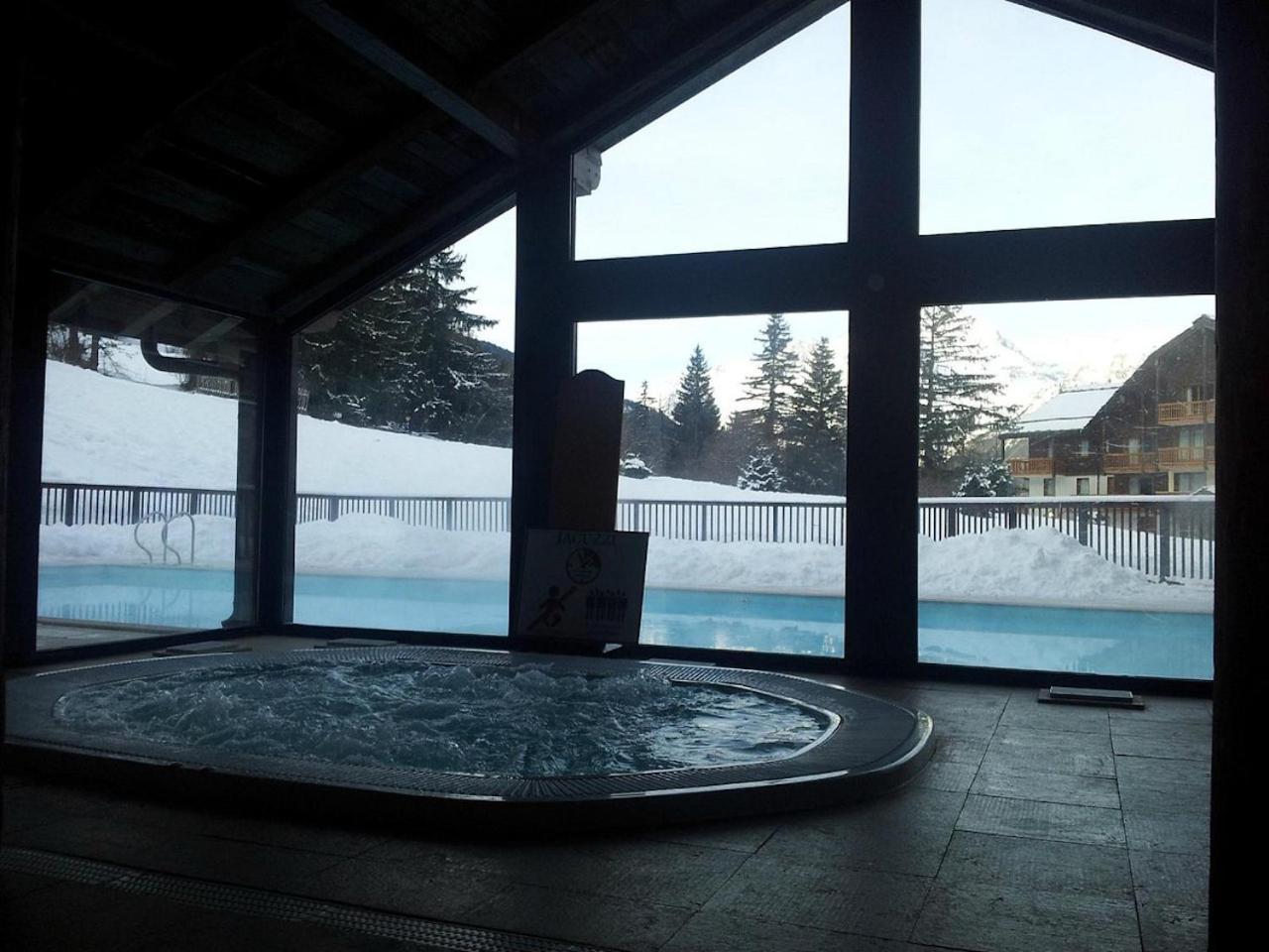 Les Alpages: Alpine Retreat With Pool & Wellness Apartment